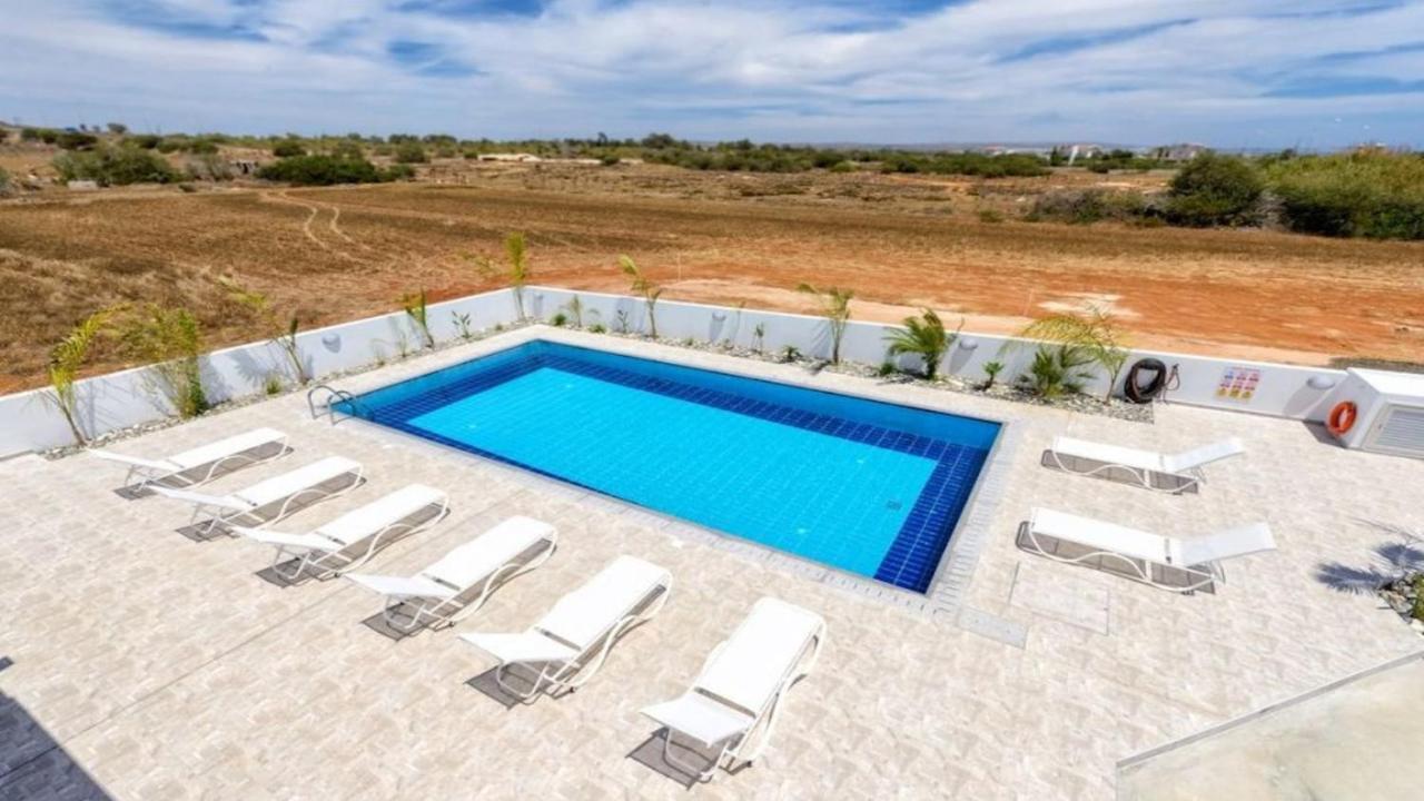 Villa Tzialli Agia Napa